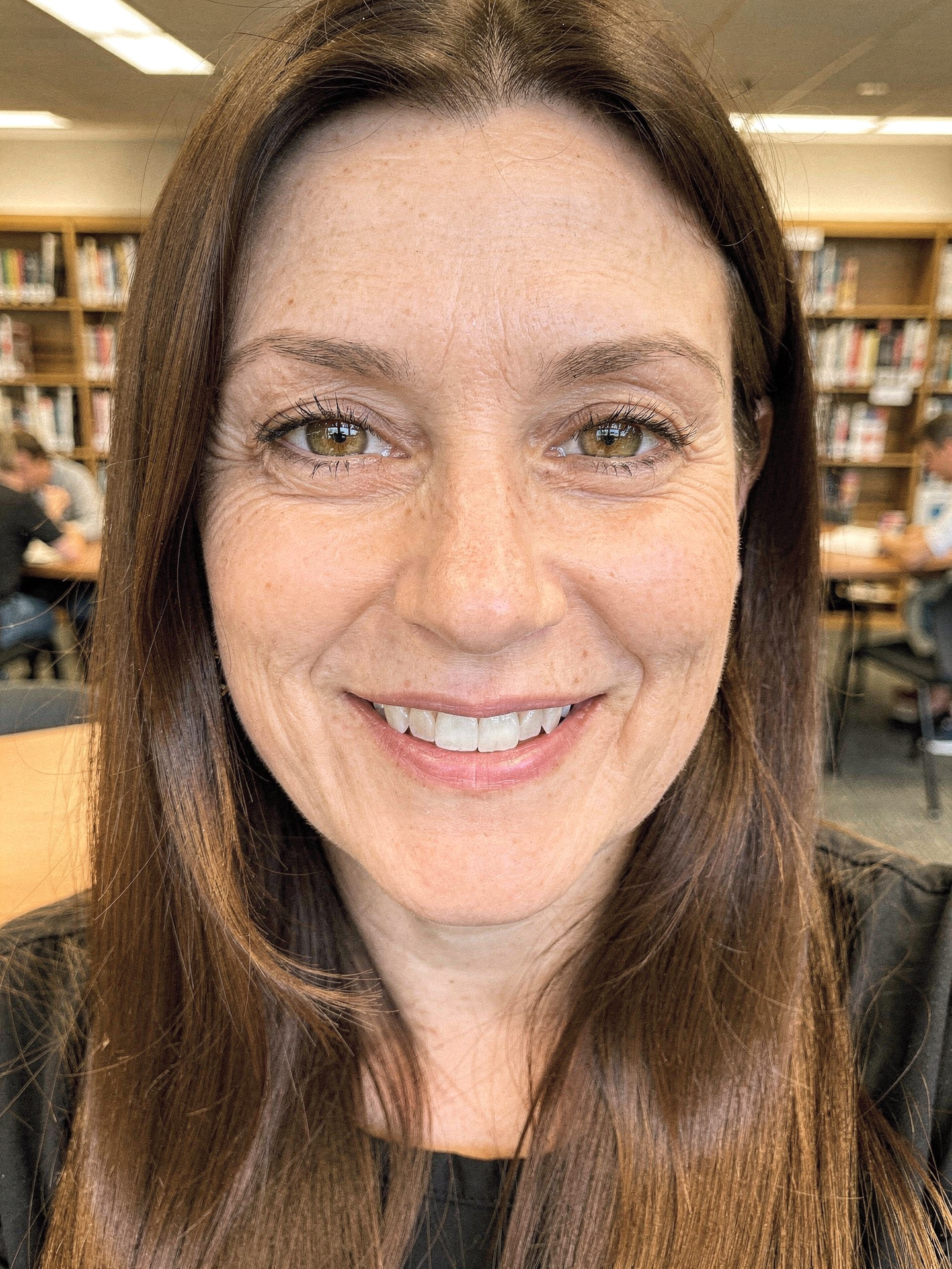 Avis client Gencivie - 30-femme-45ans-bibliotheque-levis.png