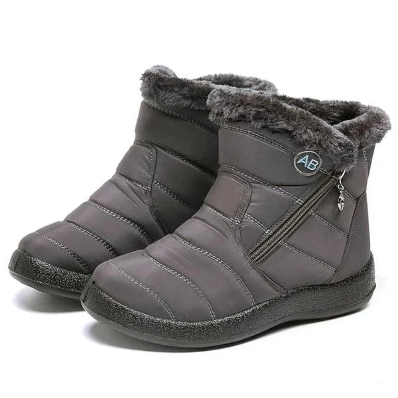 High, lined, waterproof boots for winter - NovaWarm